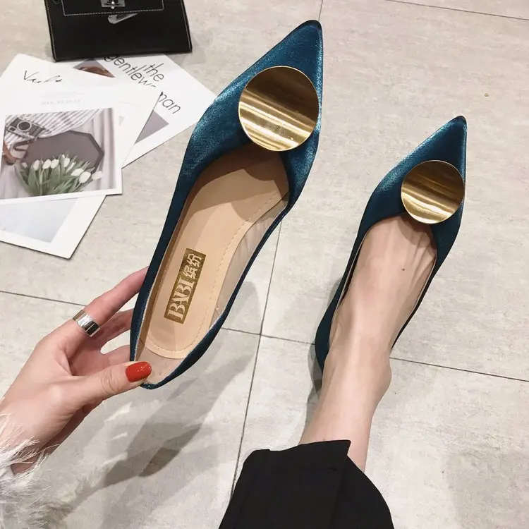

Shoes female 2019 new spring pointed shallow mouth flat shoes soft bottom comfortable soft face wild single shoes women's shoes