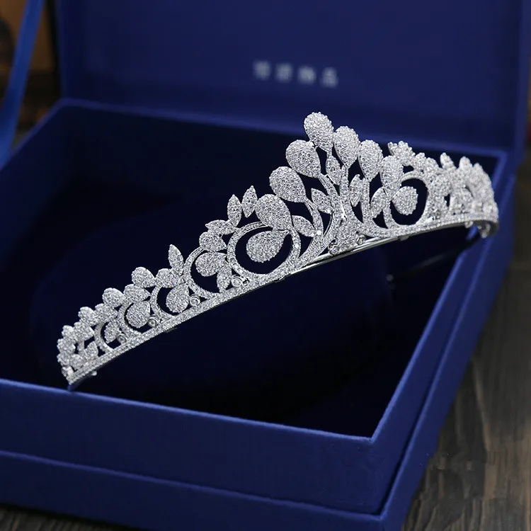 

Full Zircon Leaf Tiara Copper Zircon Tiaras Micro Pave CZ Bride Crown Wedding Hair Jewelry Diadem Mariage Bijoux Coroa WIGO1042