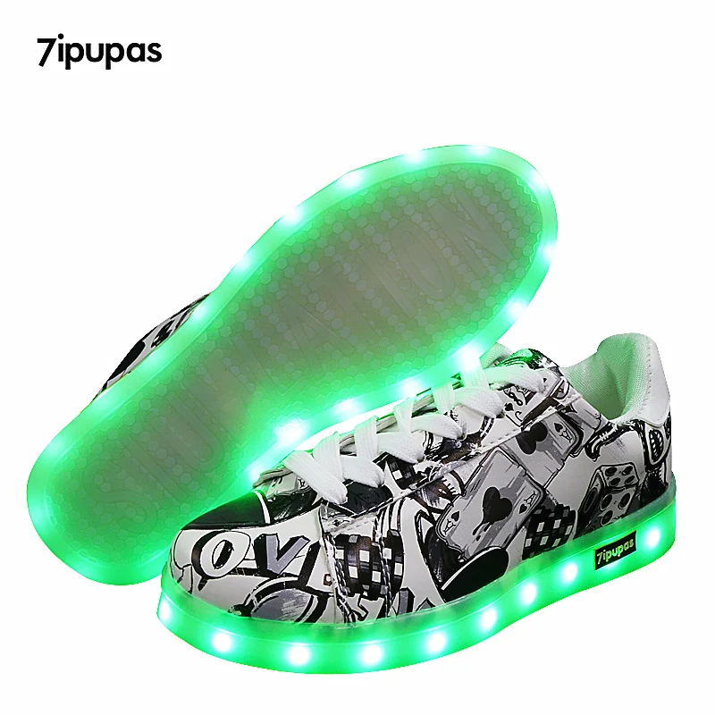 7ipupas New Kids Boys Girls USB Charger Led Light Shoes poker Graffiti Luminous Sneakers casual Shoes Unisex Sports for children