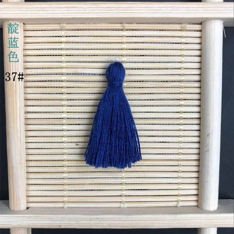 100PCS 3CM Mini Cotton Thread Fabric Tassel DIY Pendant Jewelry Key Making Fringe Trim Craft Tassels Sewing Accessories - Цвет: 37