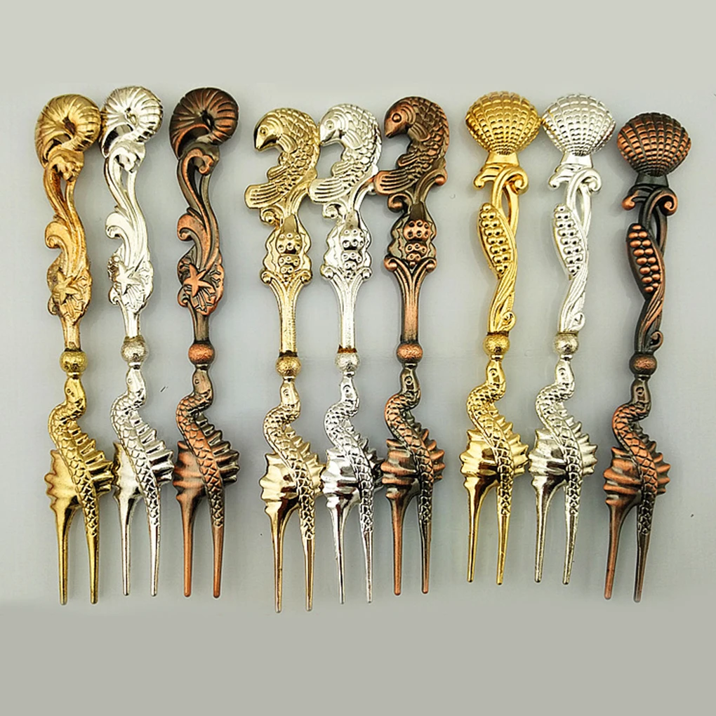 

European Style Fruit Forks Bronze Carved Cake Dessert Fork Gift for Home or Party