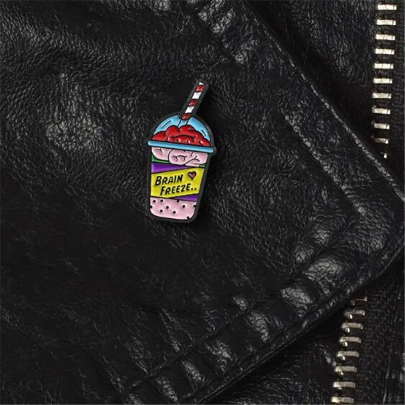 

1PCS New cartoon drink cup metal badge DIY drop oil lapel brooch accessories denim shirt jewelry gift Crafts