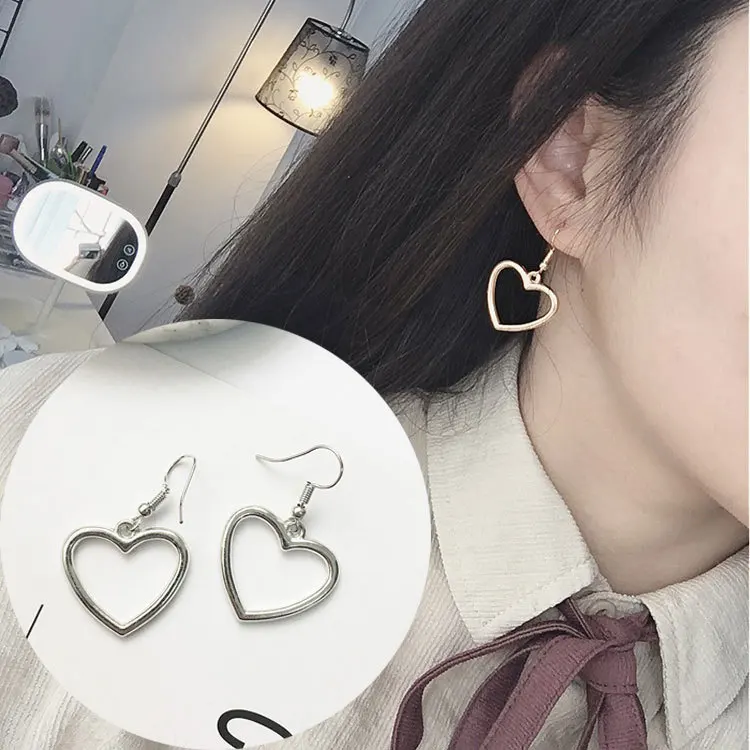 Japanese Harajuku soft cute girl hollow geometric heart shape sweet gold love earrings