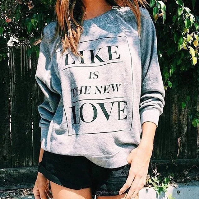 New European and American style letter print round neck long sleeve women