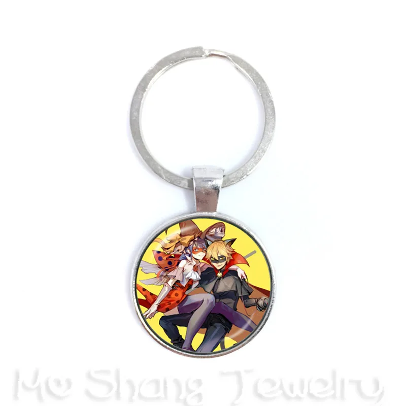 

Miraculous Ladybug Time Gem Round Glass Keychains Retro Women Circle Ladybug Animal Keyring For Men Women Kids Anime Jewelry