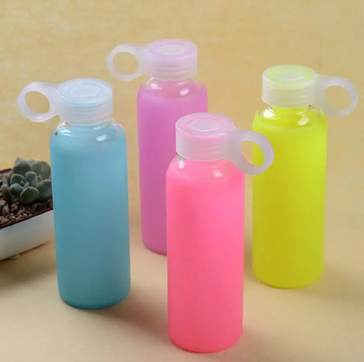 

550ML Colorful Glass Water Bottle Glass Beautiful Gift Women Water Bottles with Protective Silicon Case Tour Camp