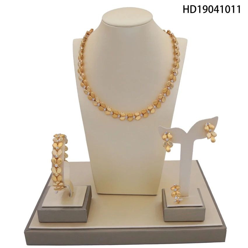 

Yulaili New Arrivals Small Leaf Shape Noble Luxury Women Wedding Bridal Alloy Necklace Bracelet Earring Ring Jewelry Set