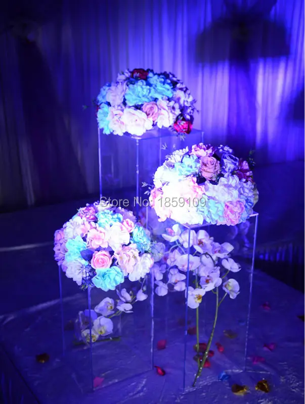 square clear centerpiece (10)