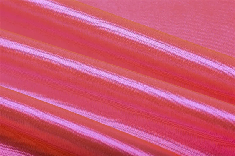 10453004379_1963300012