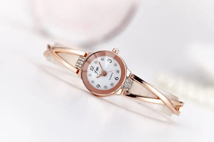 Zegarki-damskie-women-s-watch-2017-New-Delicate-Mini-Rhinestone-Small-Dial-watch-Ladies-wristwatches-dress (1)