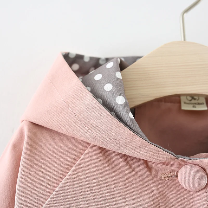 Одежда для маленьких девочек; От 6 месяцев до 4 лет куртка для малышей; весеннее розовое пальто с капюшоном; детская одежда в горошек со звездами; плащ для малышей; одежда для малышей
