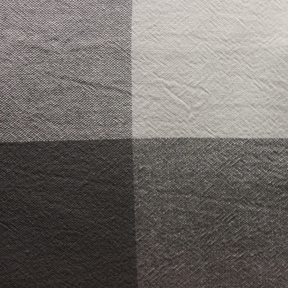 CC93_middle_grey_plaid_1