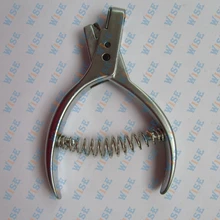 PATTERN NOTCHER 45N PROFESSIONAL DESIGNER’S PUNCH 1/16″ (W) X 1/4″ (L)