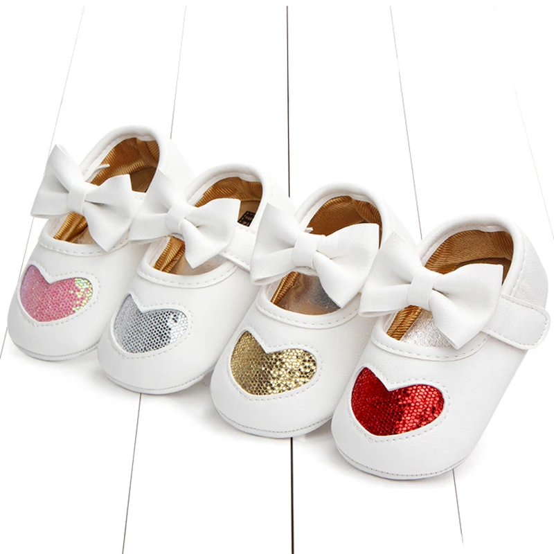 

Hot Spring and Autumn 0-1 Years old New heart Girl four Color Baby Princess Shoes Baby Shoes love Baby Shoes