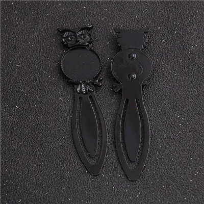 2pcs Three Color 20mm Cameo Steel Animal Owl Bookmarks Round Cabochon Settings Jewelry Blank Charm - Color: black