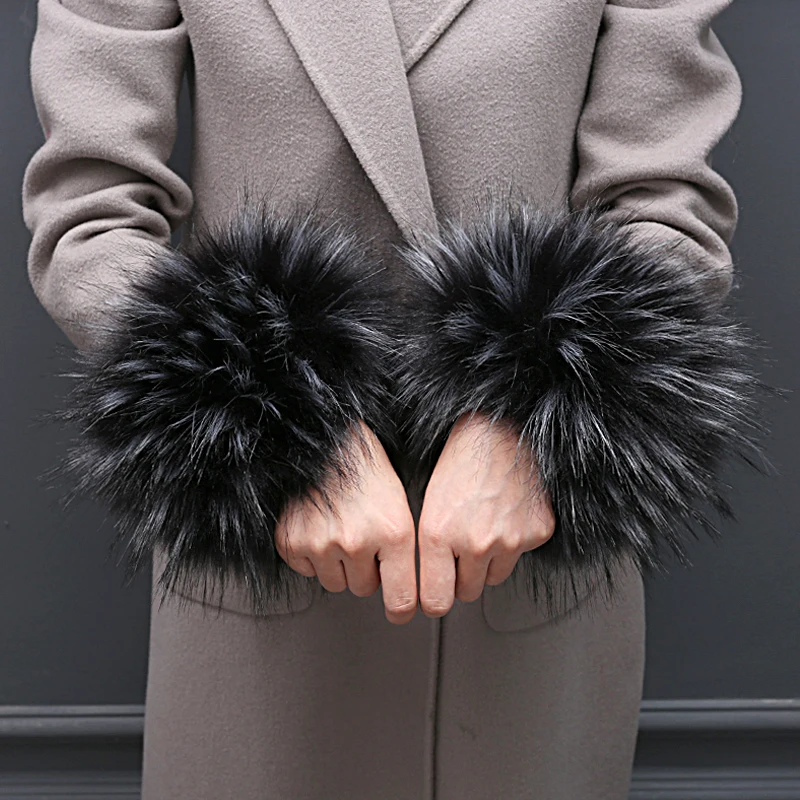 High Quality Winter Women Fur Cuffs Faux Raccoon Fox Elastic Fur Wrist Decor Detachable Arm Warmer Plush Oversleeve Fur Bracelet