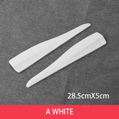 2pcs Car Front Rear Bumper Protector Guard Strip Rubber Scratch Sticker Black White Carbon Universal Adhesive Auto Lip Splitter - Цвет: A White