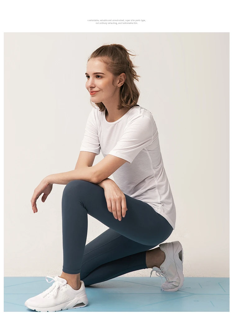 10615103836_1927972774