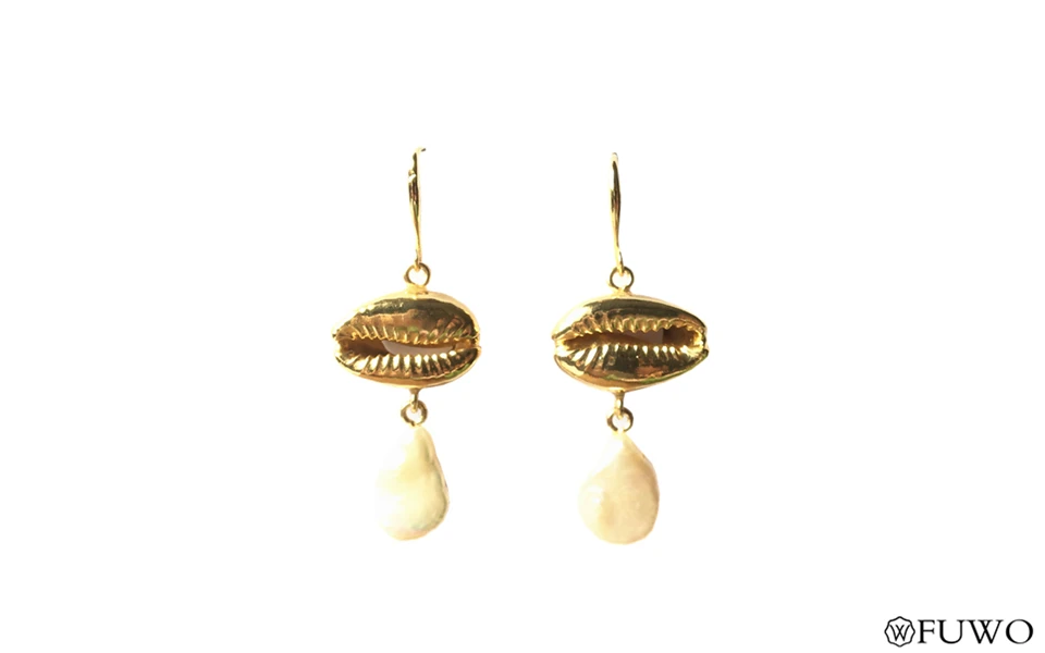 Cowrie Pearl Earrings 7