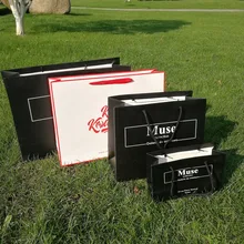 Дизайн Пользовательский логотип сверхмощный роскошный переработанный белый матовый тотализатор упаковка для покупок бумажный мешок шоппер сумка для упаковки подарков/ткань