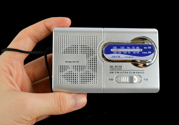 

Brand New Mini Portable Radio R119 with Dual Band FM/AM Radio Pocket Radio with Built-in Speaker High Quality