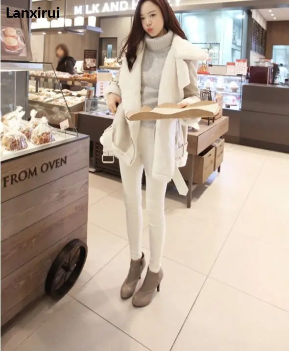 Finest  Winter High -Quality Jacket Female Suede Lamb Keep Warm Wool Coat Motorcycle Lapels Coat Female Thi