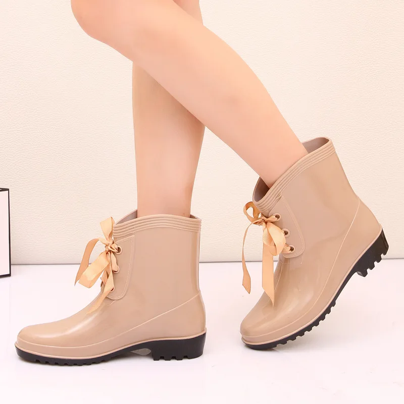 pointed toe rain boots