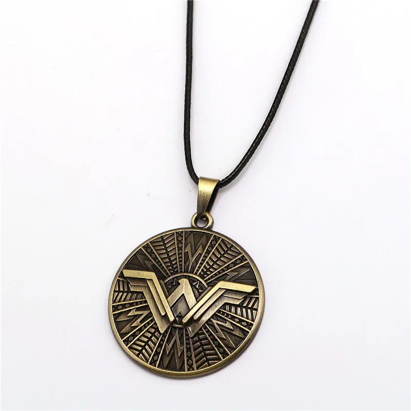 HSIC 10pcs/lot Wholesale Justice League Wonder Woman Necklace Round