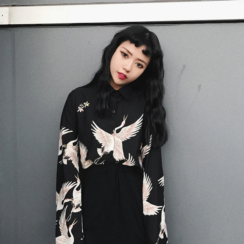 

2019 Spring Retro Blouse Shirts Women Harajuku Turn-down Collar Long Sleeve Crane Print Loose Shirt Female Kawaii Chic Blusas