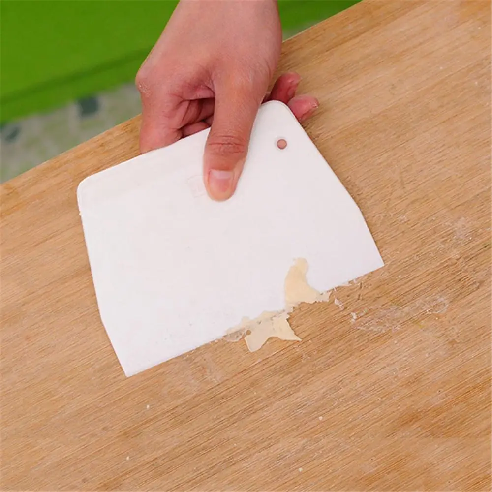 

Baking Pastry Tools Plastic Dough Knife Icing Fondant Scraper Decorating Plain Smooth Jagged Edge Spatulas Cutters Cake Tool