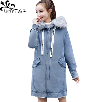 

UHYTGF Winter plus velvet Thick Denim Jacket Women Fur collar Hooded Warm Outerwear Loose Plus size Jeans Jacket Casual Coat 873