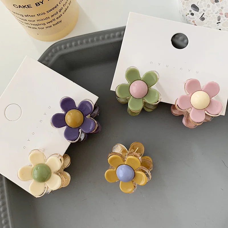 

Korean Women Hair Claws Accessories Cute Mini Flower Hair Clips for Girls Solid Hairpins Hairgrips Fashion Hairbands Headwear