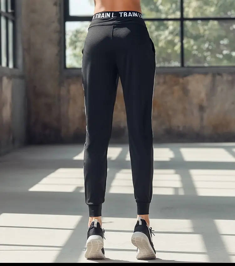 B4