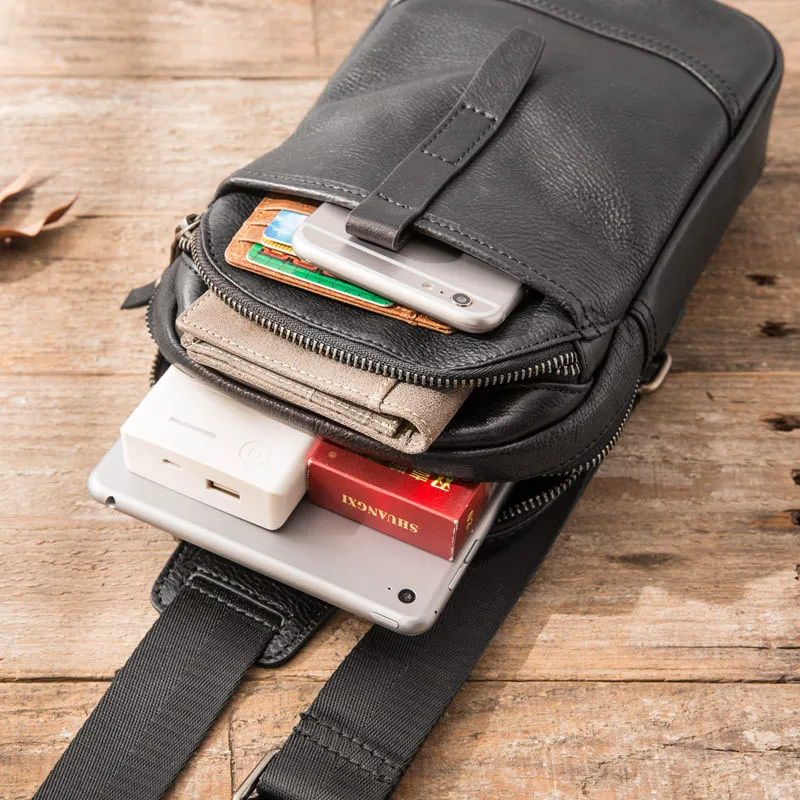 AETOO Fashion Genuine Leather Crossbody Bags men casual messenger bag Small Brand Designer Male Shoulder Bag Chest Pack