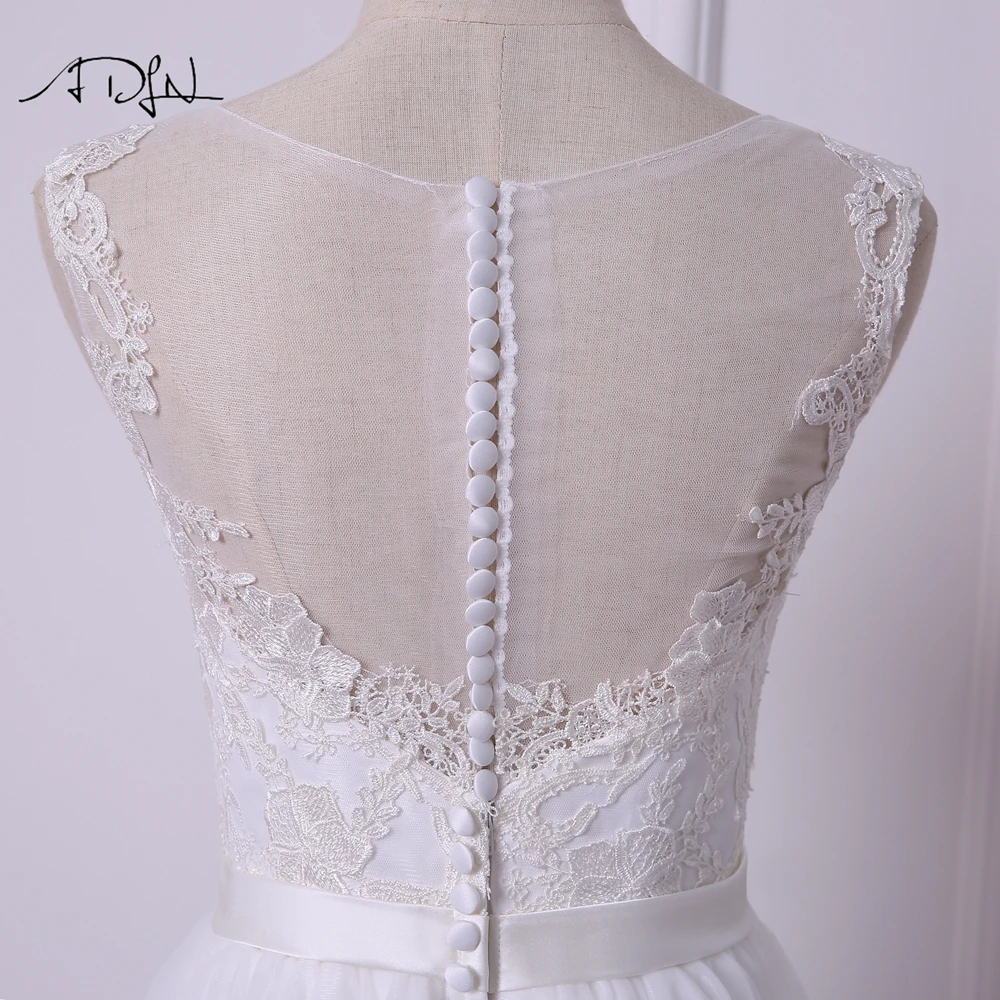 Elegant Sleeveless A-line Tulle Wedding Dress