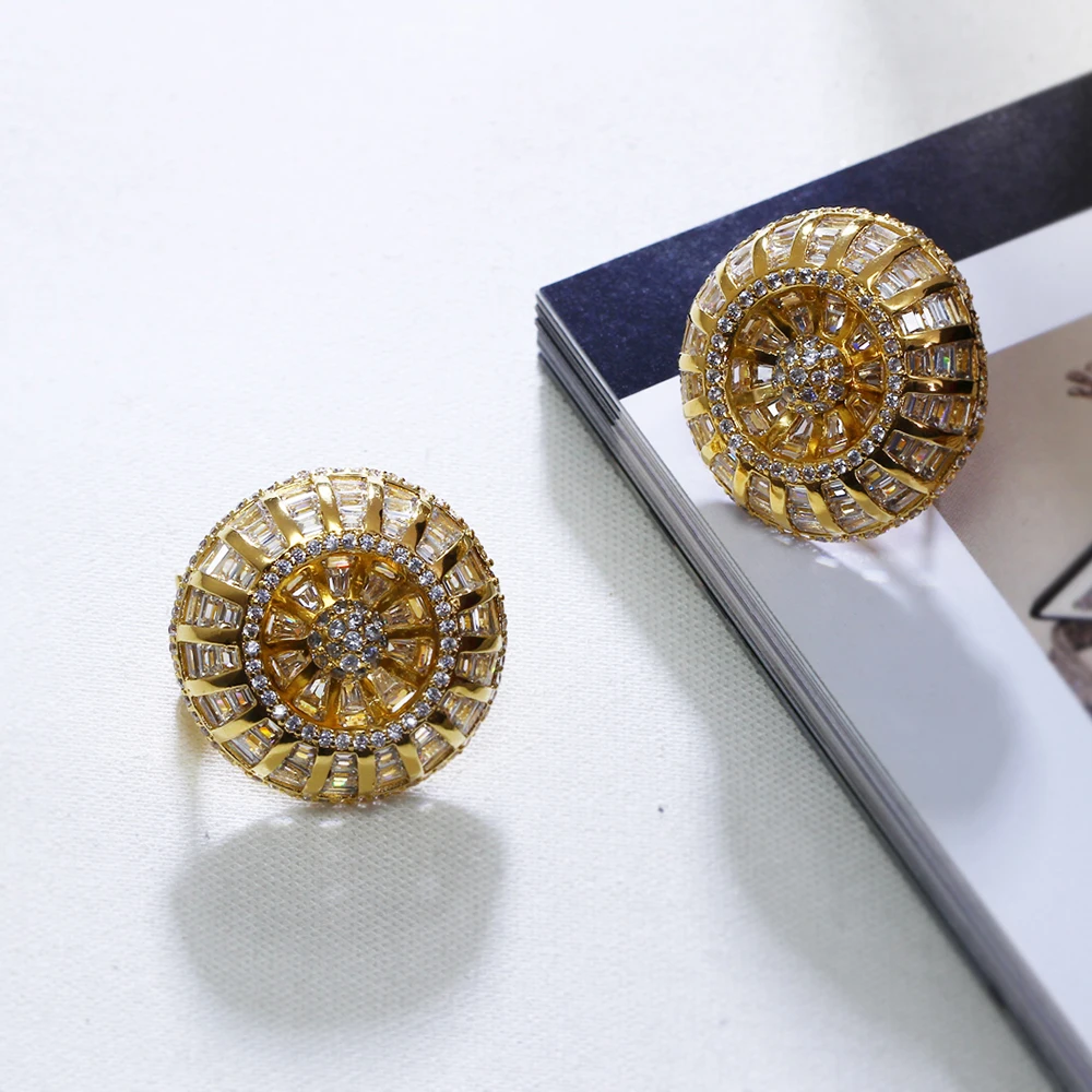 Big latest designer stud earrings with AAA CZ crystal zirconia White and gold color high quality jewelry earring for women