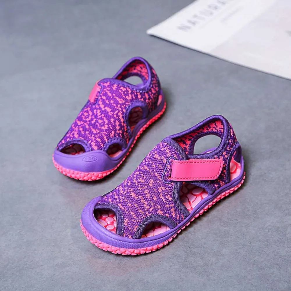 Летние детские сандалии г. Новая пляжная обувь с мягкой подошвой для мальчиков детская обувь для малышей нескользящая обувь