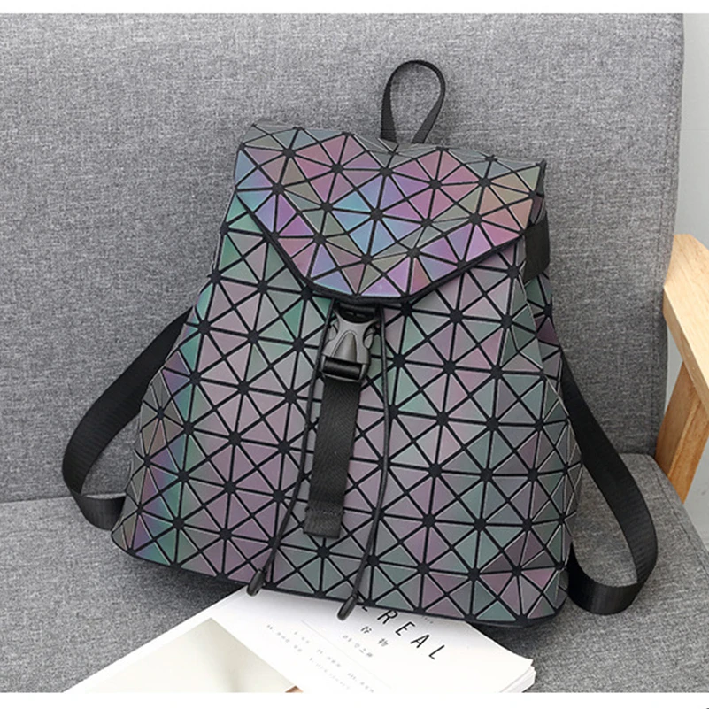 Nevenka Luminous Backpack Women Leather Geometric Backpacks Diamond Lattice Backpack Travel Girls Casual Daypacks Fashion 201803
