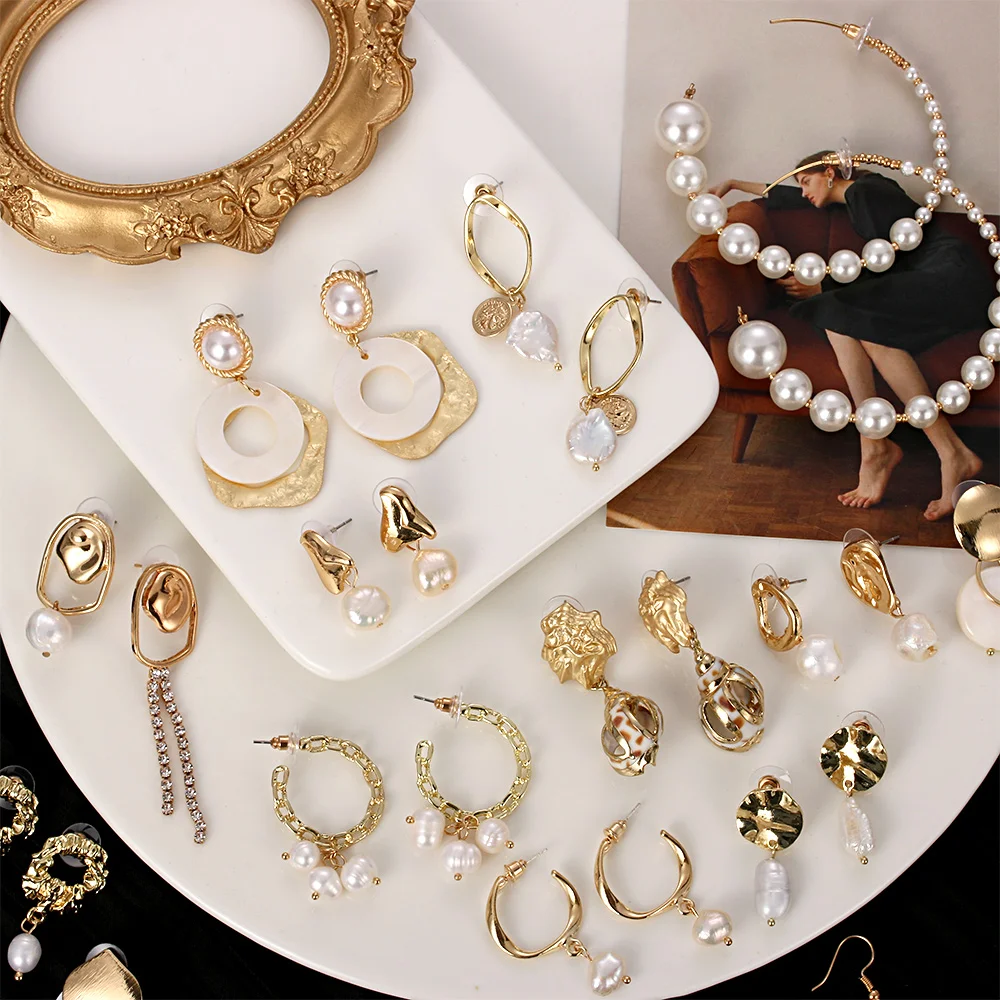 

Women Girl Natural Sea Shell Dangle Drop Earrings Freshwater Pearl Earrings Gold Color Big Statement Jewelry Geometric Earrings