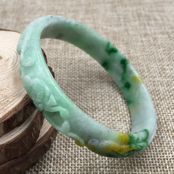 

A-335 Beautiful Hand-carved Emerald Green Jadeite Jade Gems Bracelet Bangle 61mm