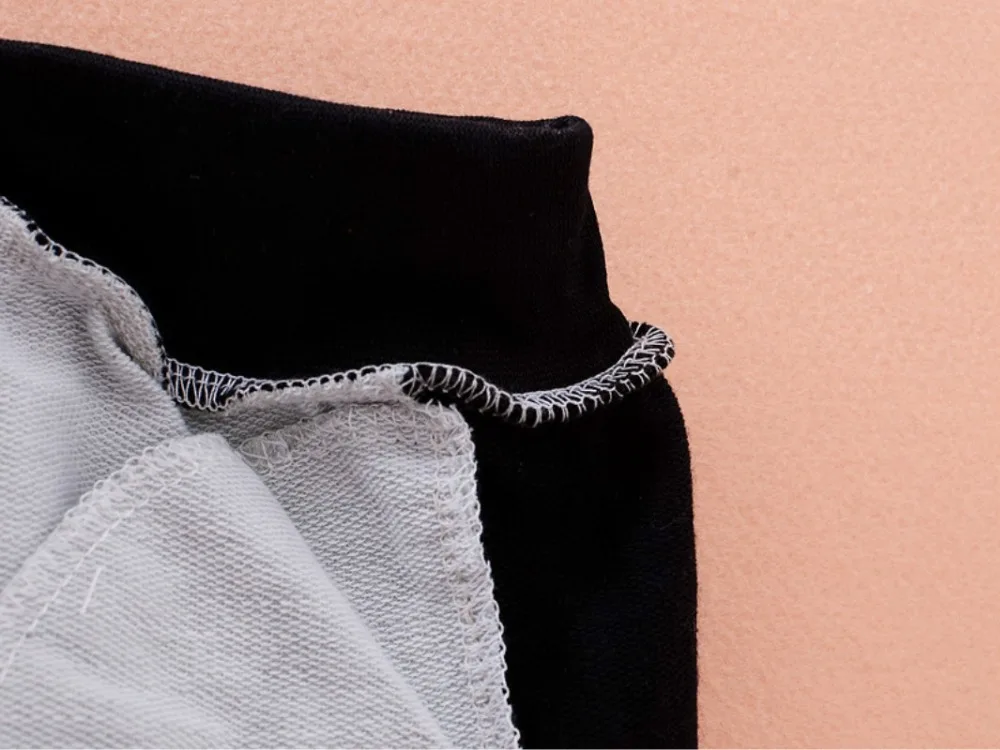 AB000743-12