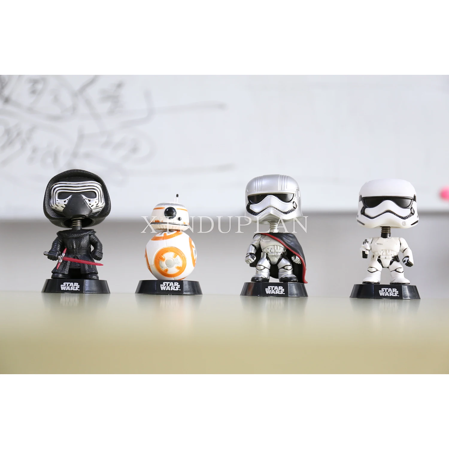 

Funko Pop Star Wars Kylo Ren BB-8 Captain Phasma Storm Trooper Movie Action Figure Toys 10cm PVC Kids Collection Model 0886