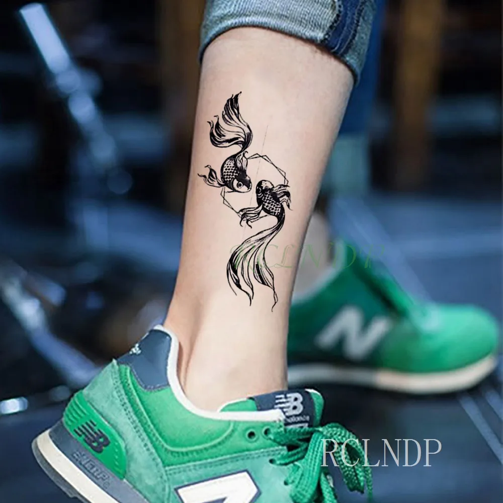 Водостойкая временная татуировка Золотая рыбка плавающая Золотая рыбка тату наклейки флэш-тату поддельные татуировки для девушек и женщин - Цвет: Бордовый