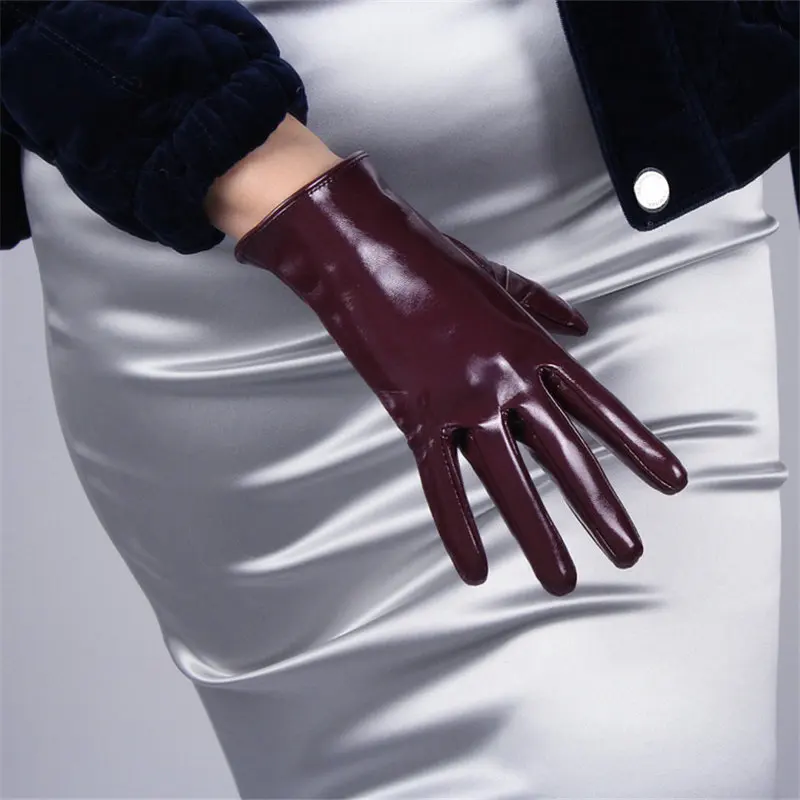 New 2019 Patent Leather Gloves Short Style Female Faux Genuine Leather 21cm Party Solid Color Woman's Gloves P63
