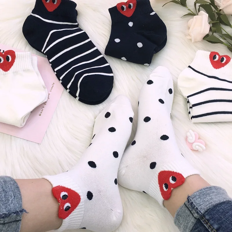 

2018 Women's Autumn Soft Warm Cotton Striped Love Heart Patterned Socks Girls Curling Piled Tube Socks Japanese Kawaii Cute Sox