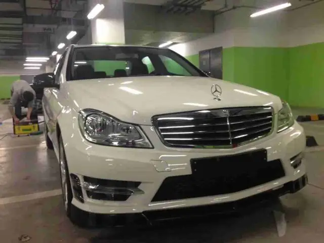 MB C class w204 C63 спортивные линейное углеродное финберг спойлер для w204 C63 спортивные линейное углеродное финберг спереди губ задний диффузор и заднее крыло