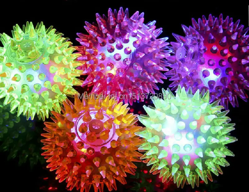 Wholesale.24 PCS For Dog Toy.Flashing Spiky Squeaky Ball,Pet Spike Ball