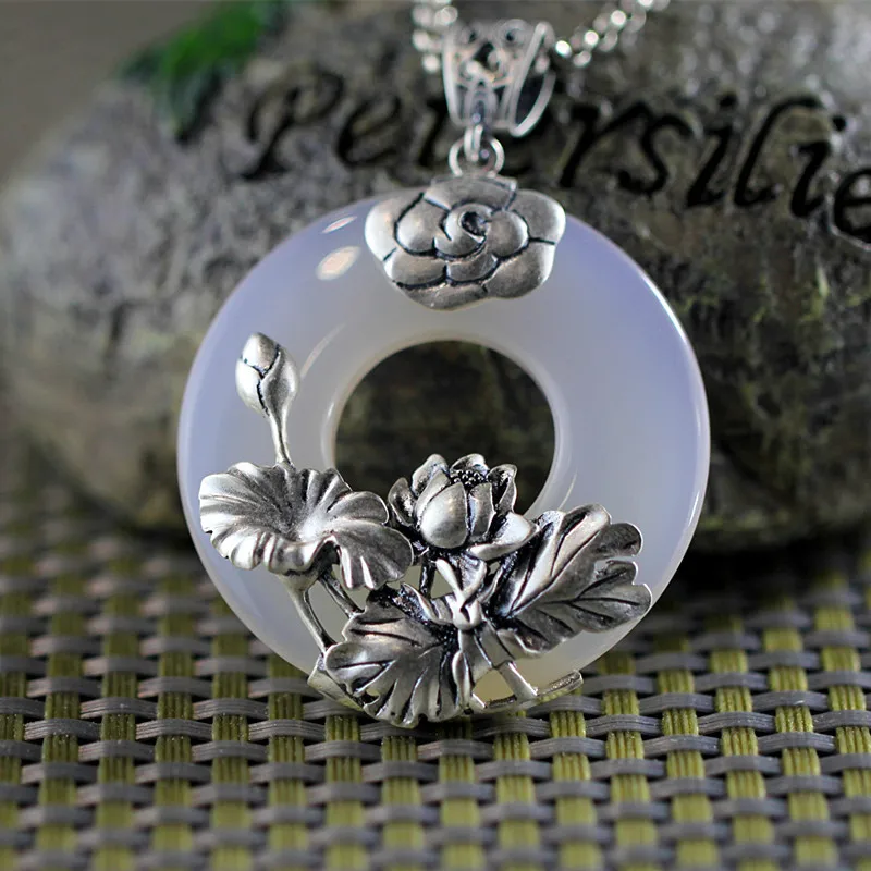 

Thailand import silversmith pure manual S925 pure silver ornaments Thai silver opal sweater chain locket pendant lotus rhyme