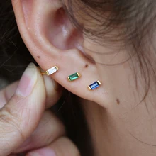 Крошечные нежные Позолоченные ювелирные изделия для девушек, одиночные камни, багет, кубический цирконий, шпильки, Стерлинговое Серебро 925 пробы, минималистичные cz серьги