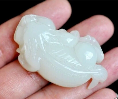 

Free shipping >>@>> hot sell very good Natural Hand-carved Chinese Jade Pendant Pi Xiu Statue